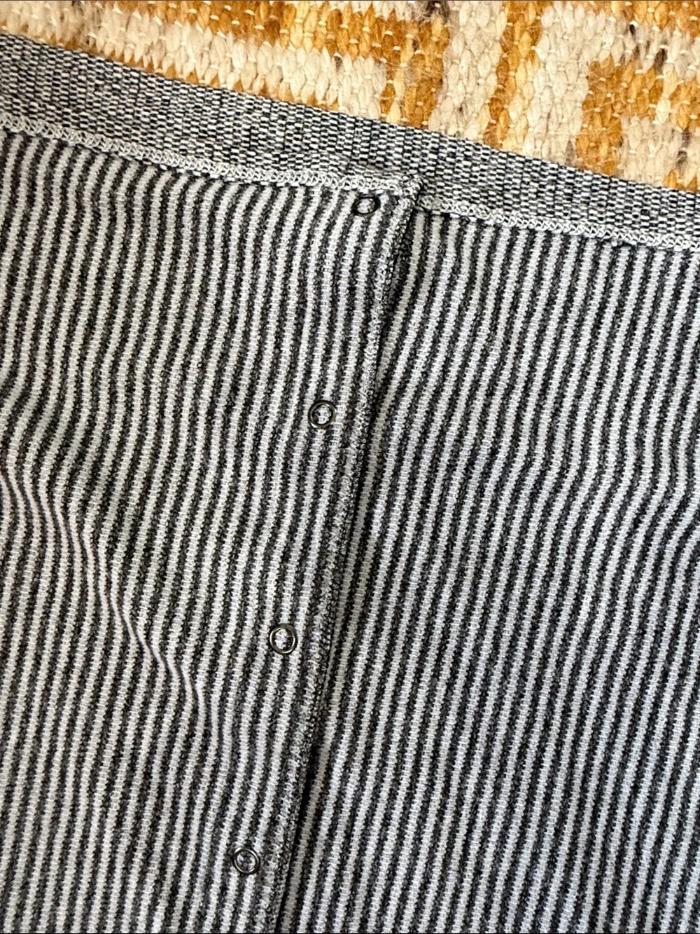 Lululemon Gray & White Striped Vinyasa Convertible Yoga Wrap Scarf